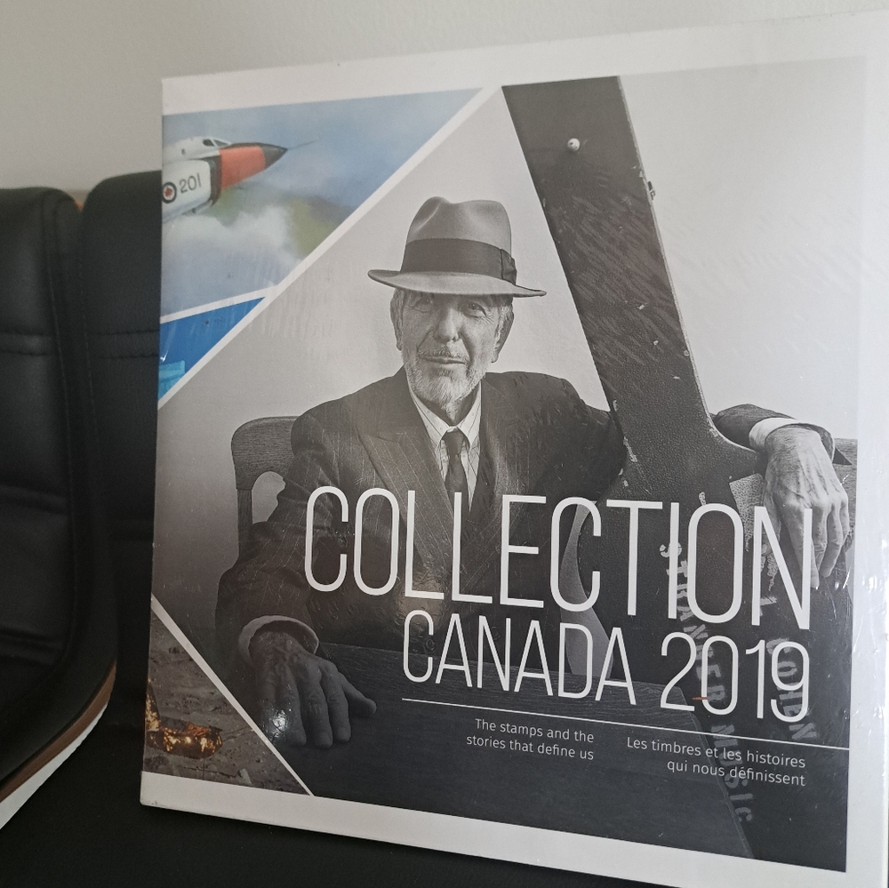 COLLECTION CANADA 2019 Leonard Cohen year book stamp collection hardcover sealed - Picture 3 of 3